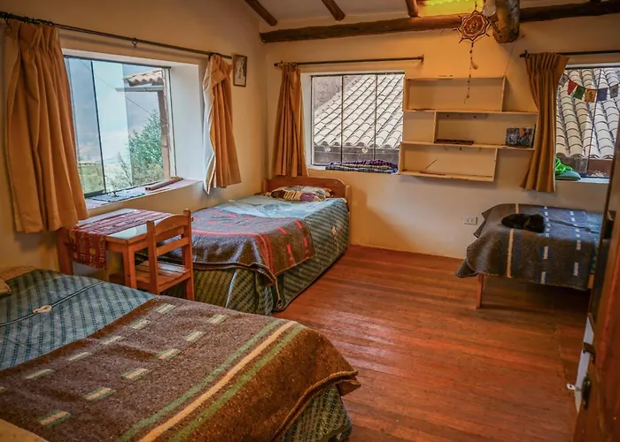 Michi Hampi Medicine Community Pisac