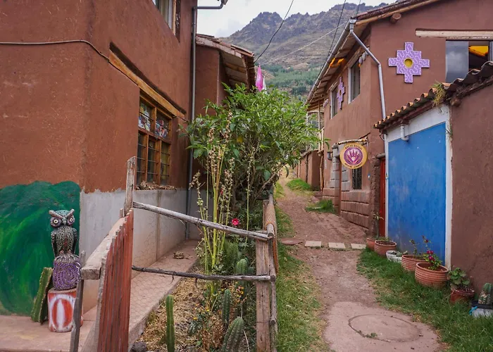 Michi Hampi Medicine Community * Pisac