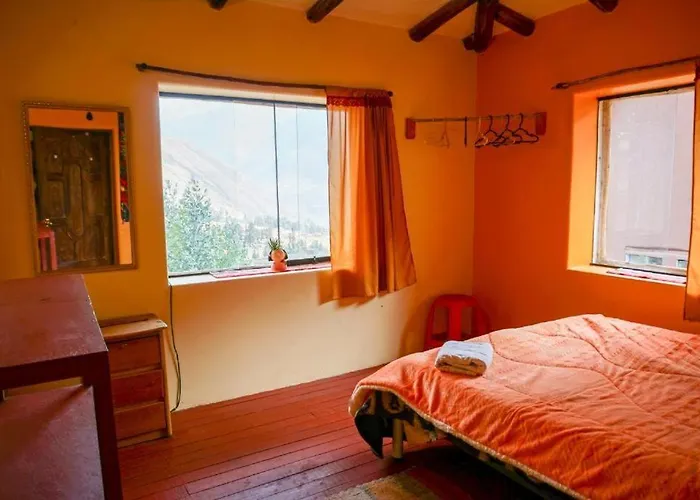 Michi Hampi Medicine Community * Pisac